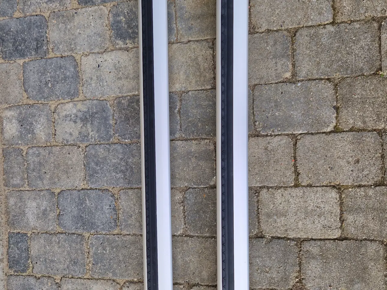 Billede 1 - Tagbøjler Thule Wing bar edge
