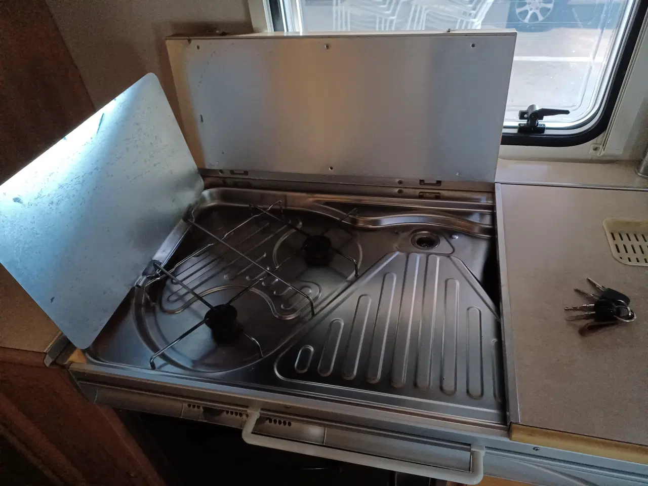 Billede 10 - En meget velholdt KNAUS AZUR 540