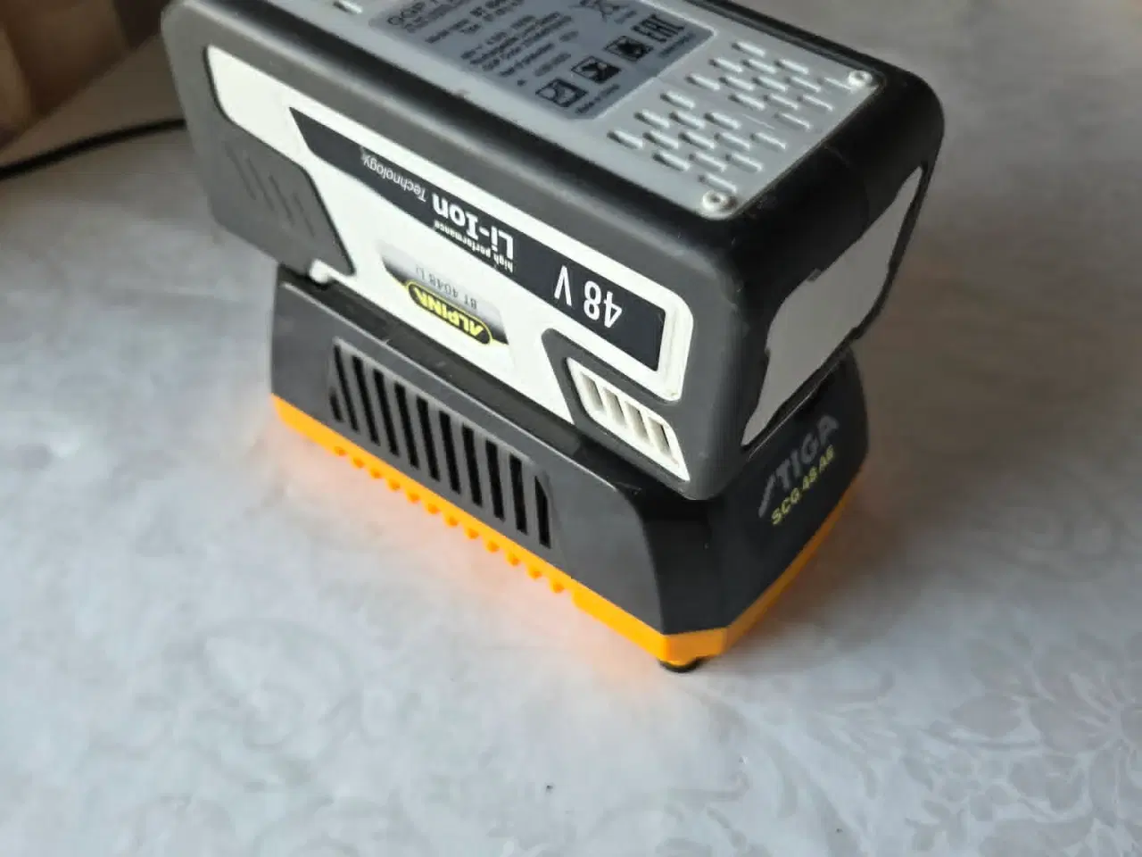 Billede 2 - Batteridrevet plæneklipper