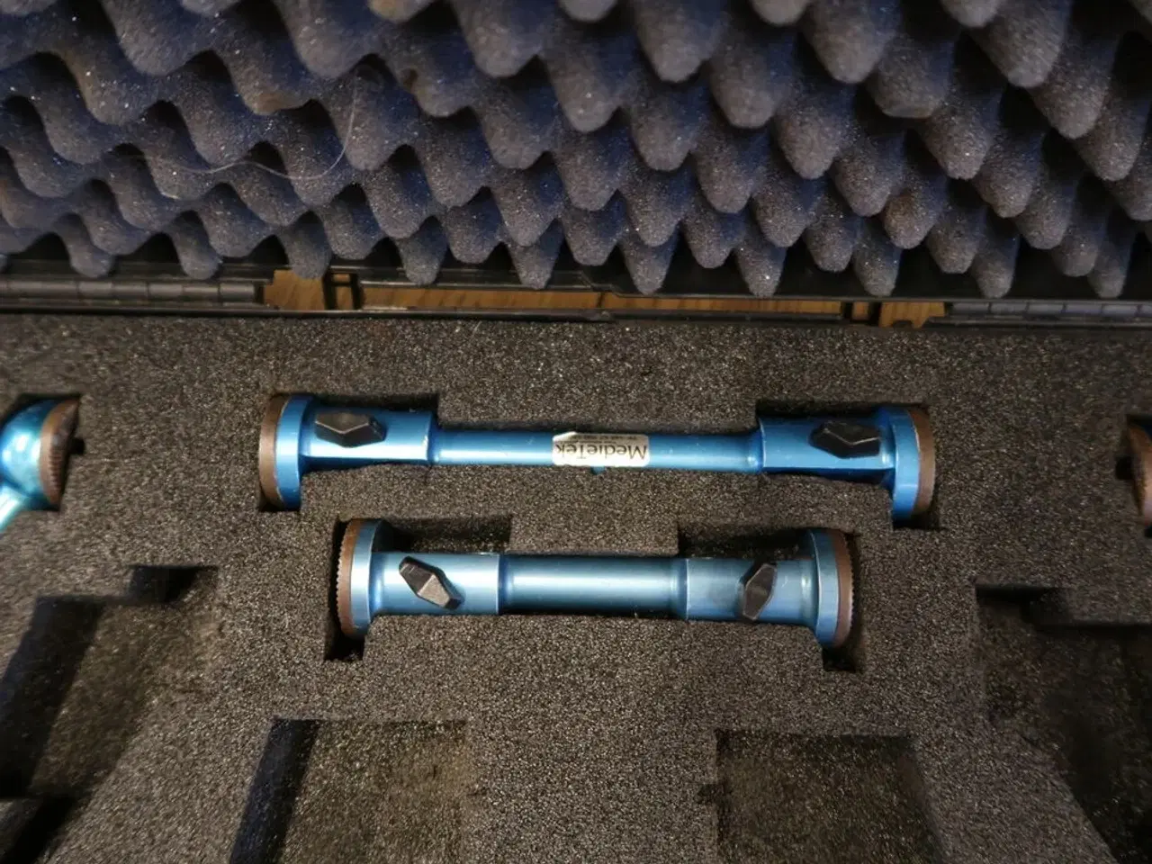 Billede 3 - Transportkasse med blue handles