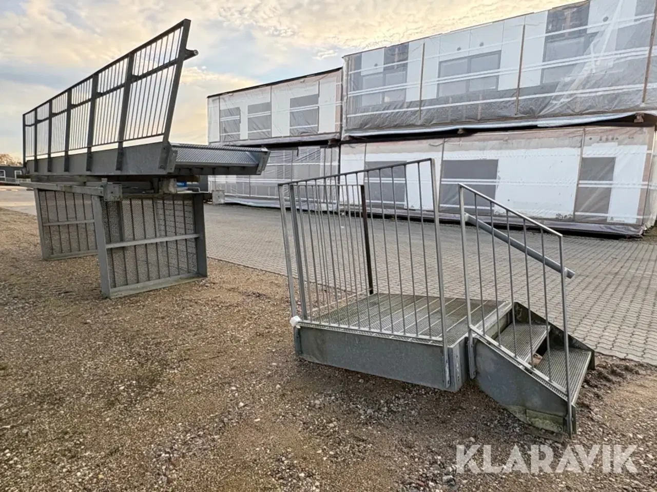 Billede 3 - Trappe med 2 repos’er og gelænder