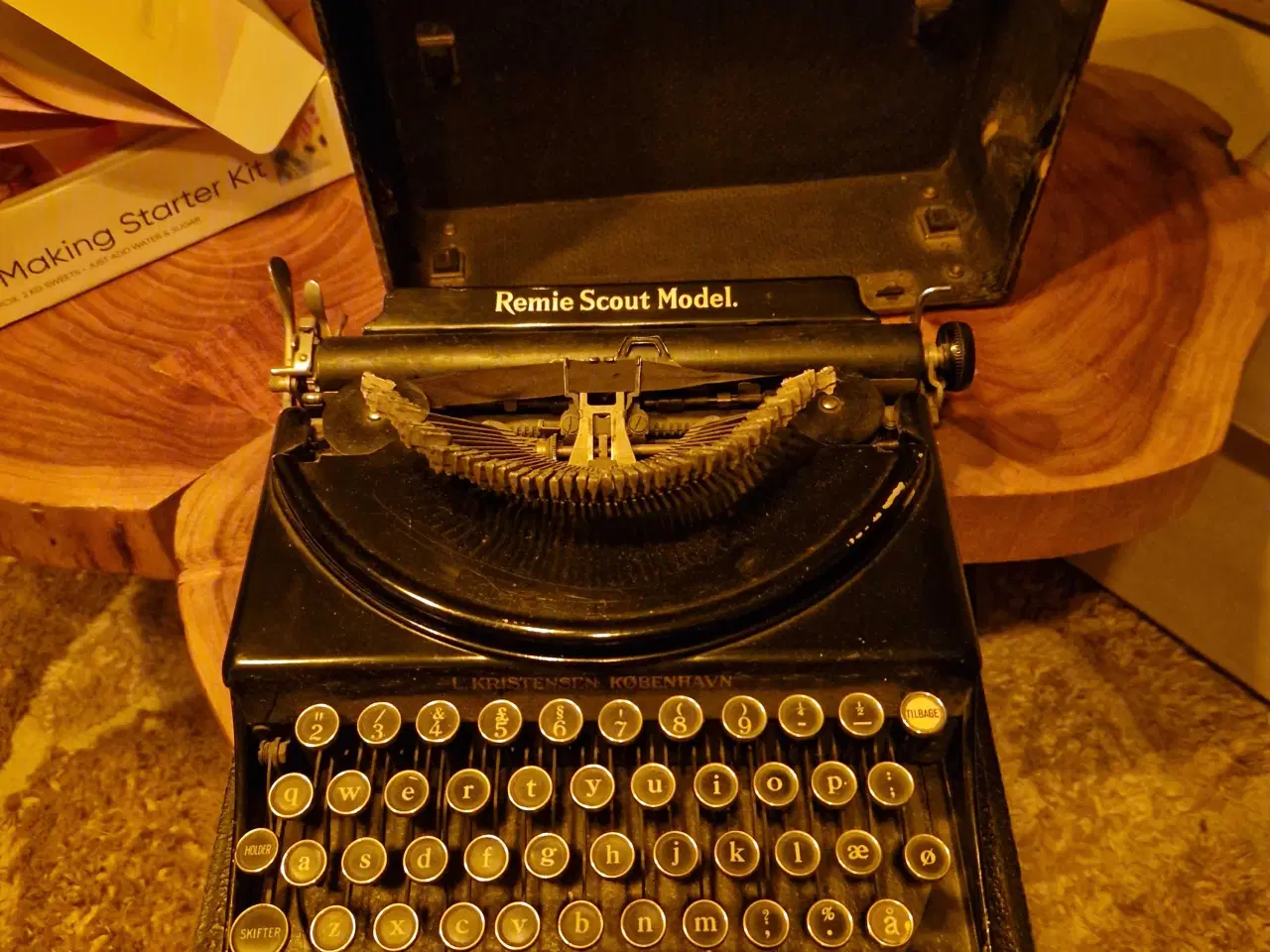 Billede 1 - Remie Scout Model  Skrivemaskine 