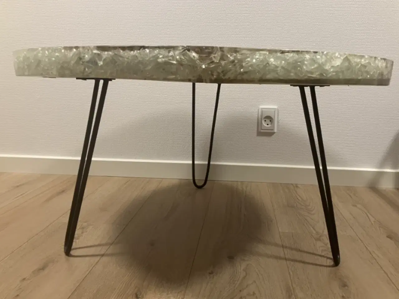 Billede 4 - Unikt, håndlavet sofabord 