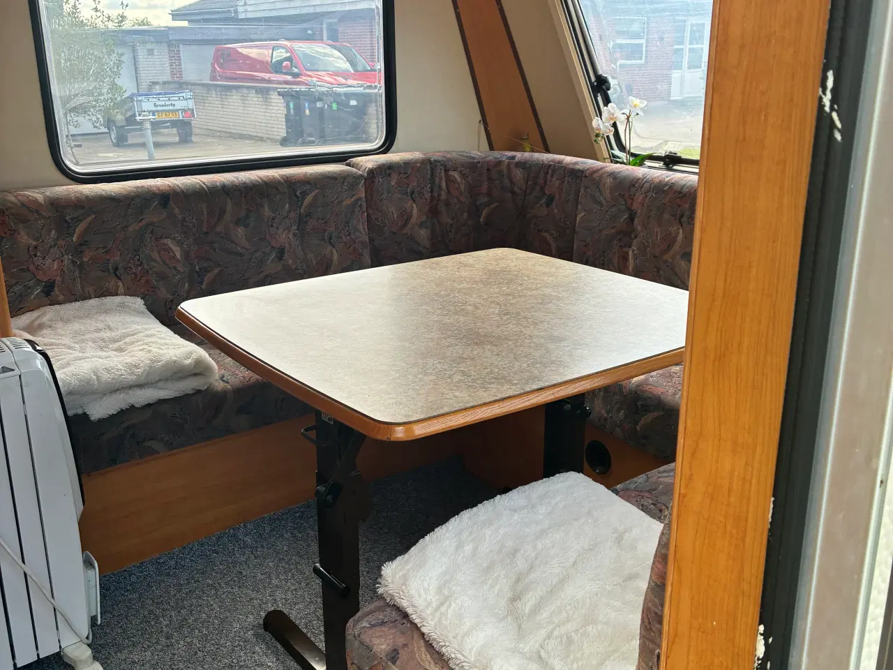 Billede 9 - LMC campingvogn 460 Luxus 