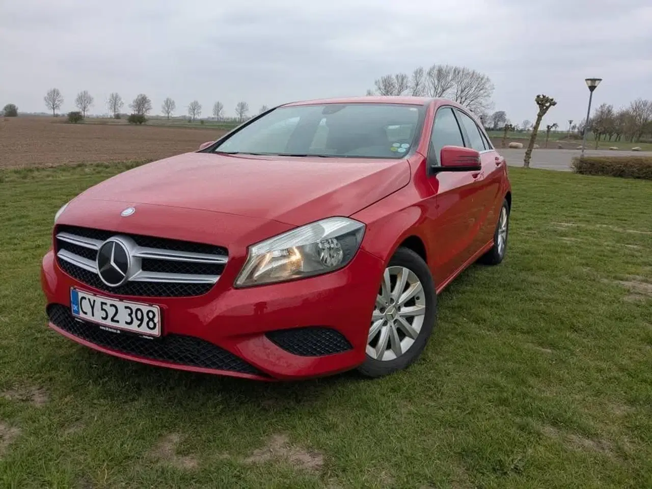Billede 1 - Mercedes A180 med svingbart træk
