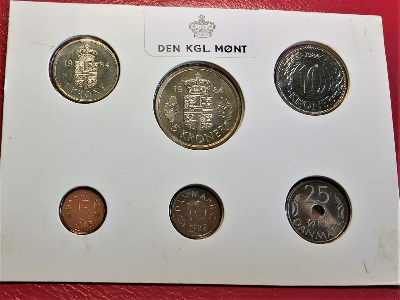 Billede 2 - DET KGL MØNTSÆT 1984 Margrethe II TOP Stand!