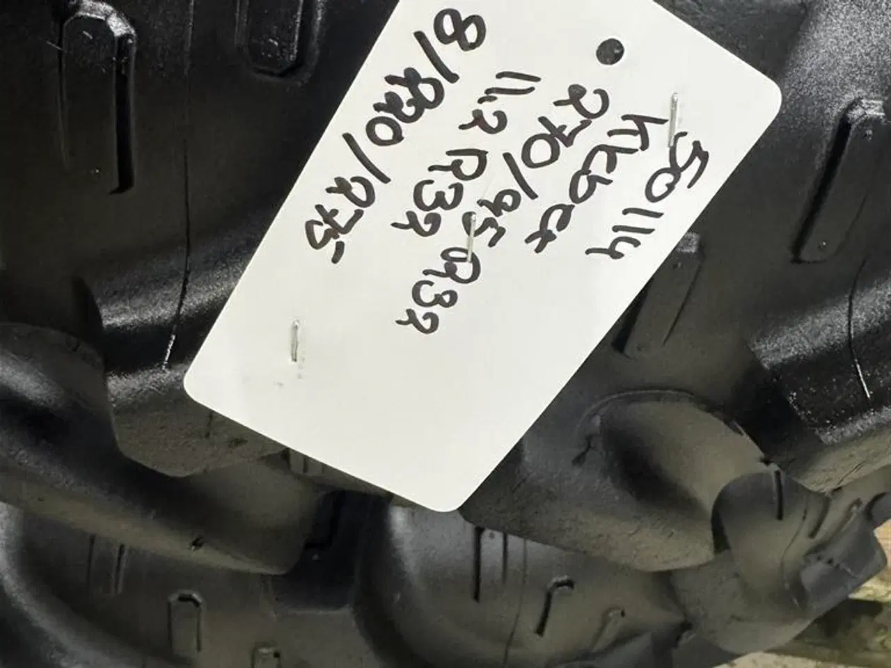 Billede 2 - - - - 270/95R48