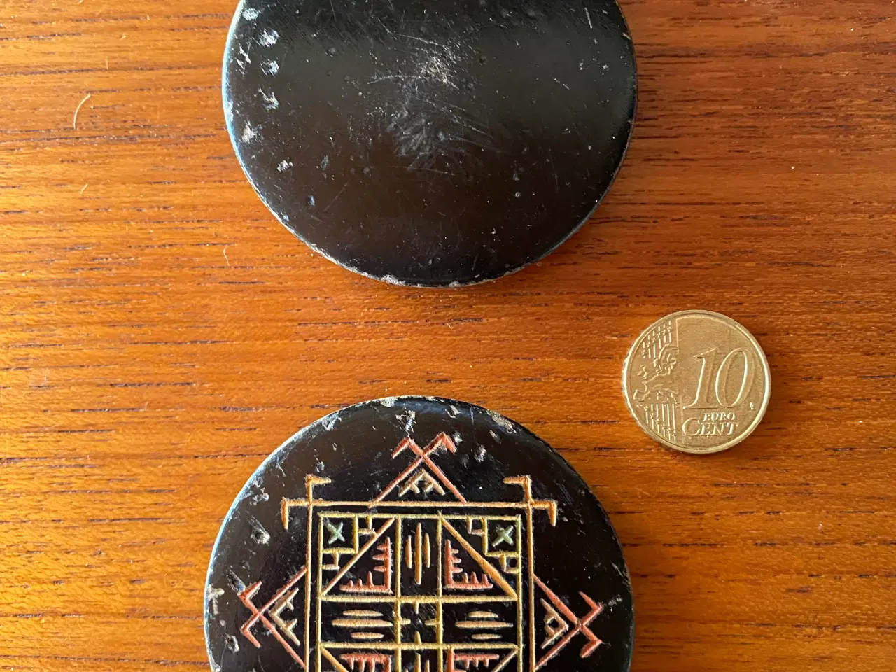 Billede 2 - Lille Trækasse med Design til Opbevaring