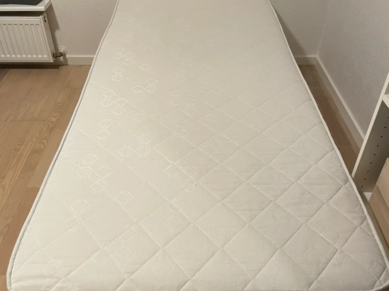 Billede 2 - Boxmadras