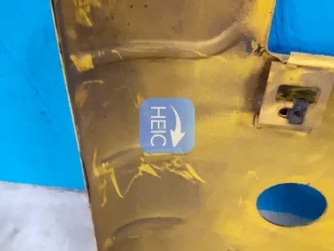 Billede 4 - New Holland LB115B Motorhjelm 85826084