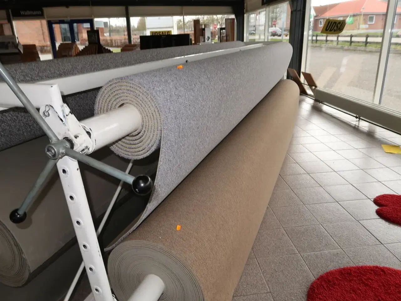 Billede 1 - Rulle gulvtæppe