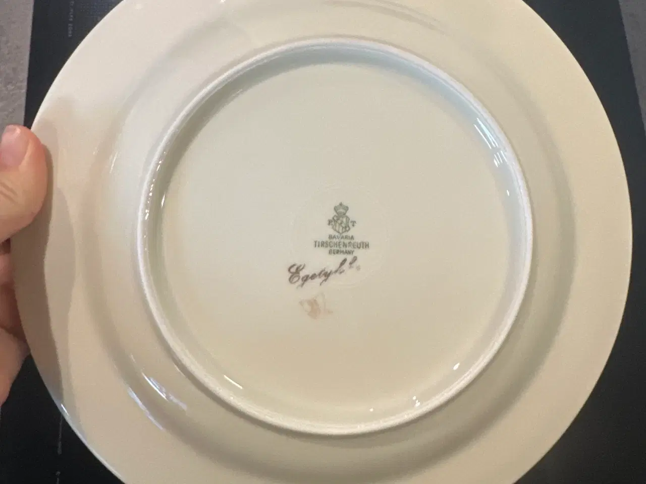 Billede 6 - Tallerkner med guldkant 