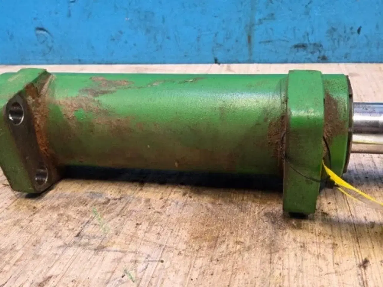 Billede 3 - John Deere 6215R Styrecylinder AL224302