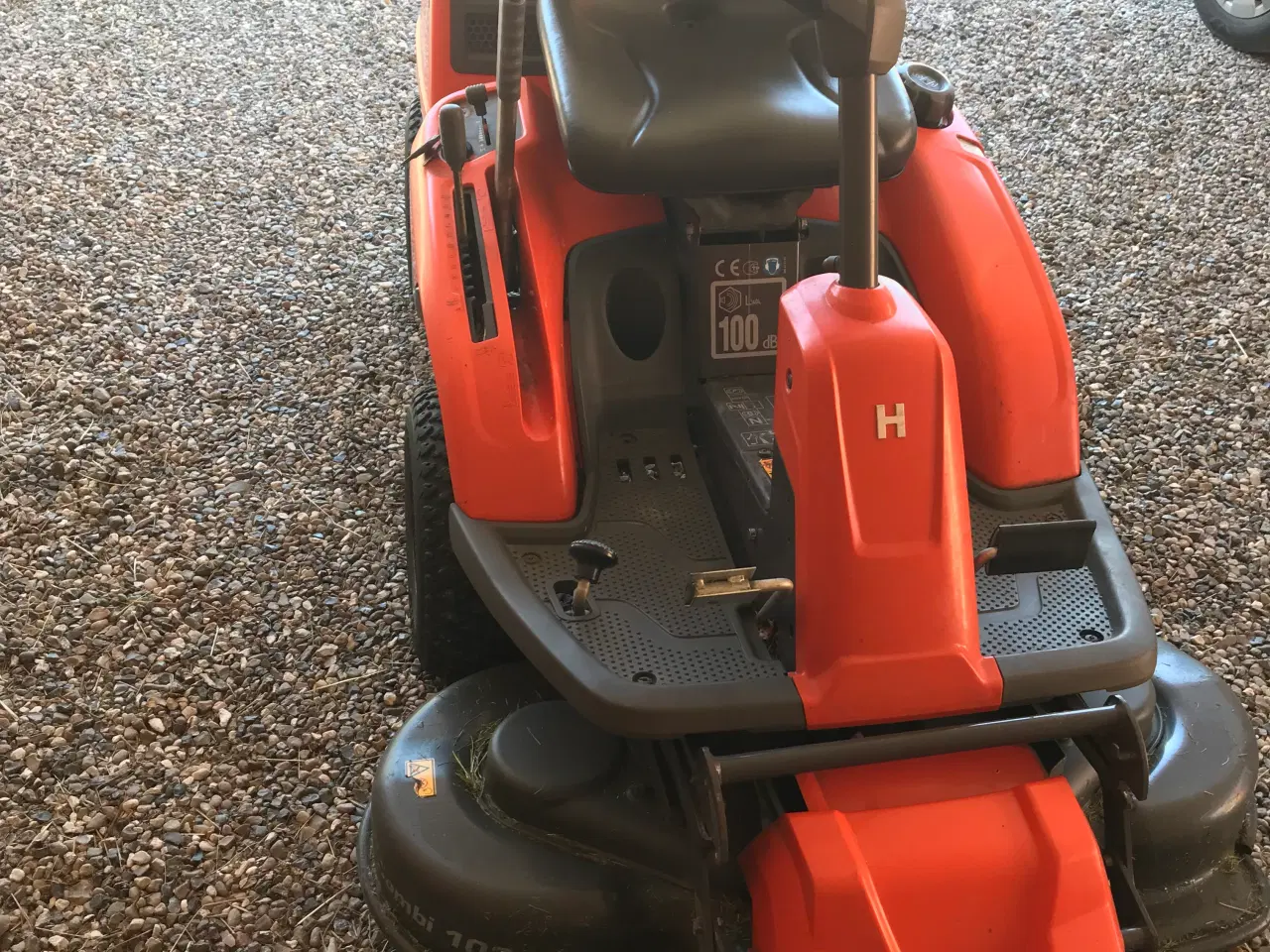 Billede 4 - Husqvarna  havetraktor 216