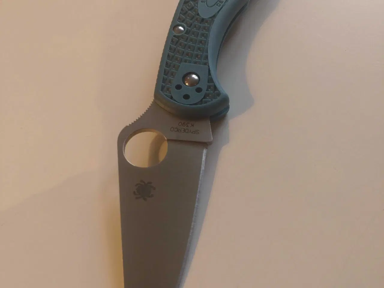Billede 1 - Spyderco Delica K390