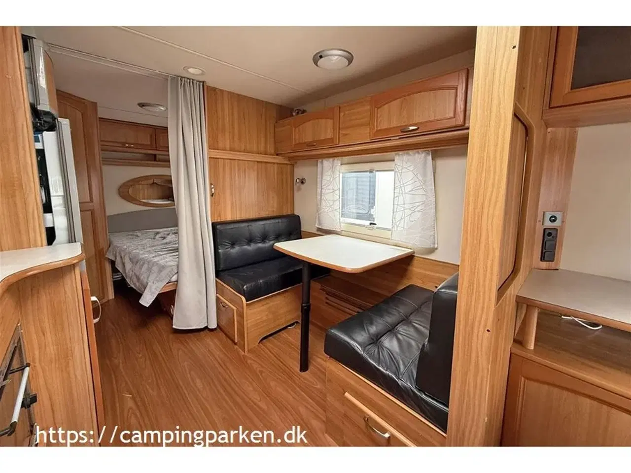 Billede 3 - 2006 - Solifer Finlandia 630   Pæn Solifer helårsvogn med Alde centralvarme, aircondition og boksmarkise