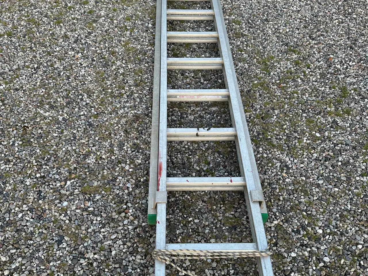 Billede 1 - UDLEJES - Stige 7,5 meter