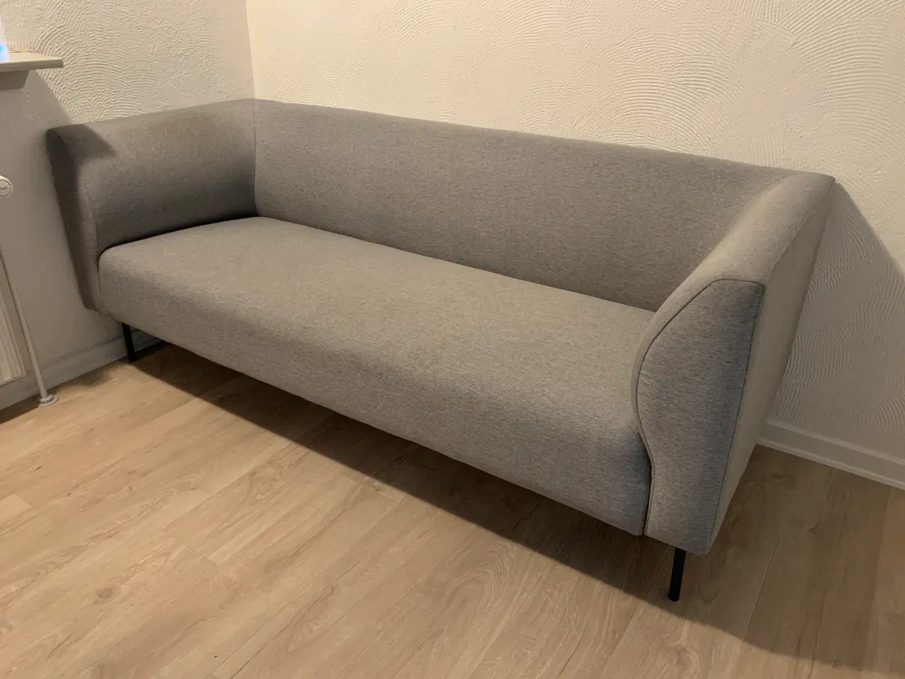 Billede 1 - 3 personers sofa i lysegrå