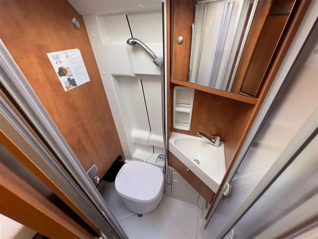 Billede 9 - 2019 - Carthago malibu 600 DB   Ny synet Kvalitets van på 5.99 CM
