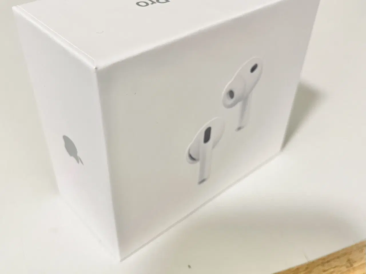 Billede 4 - Helt nye AirPods Pro 3 – Forseglede & Kvittering