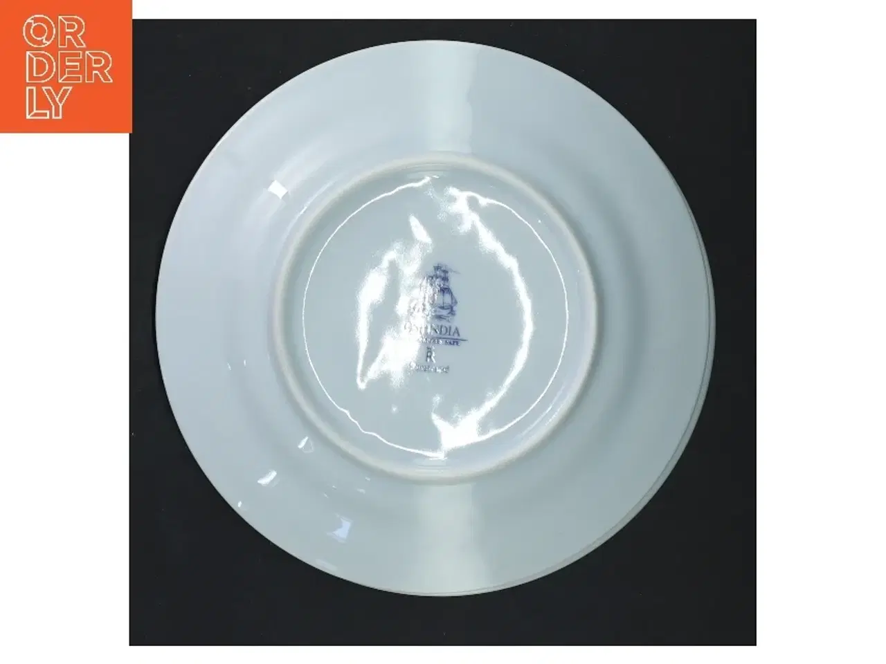 Billede 3 - 2 tallerkener med blomstermønster fra Rrstrand (str. 2 stk Ø 18 cm)