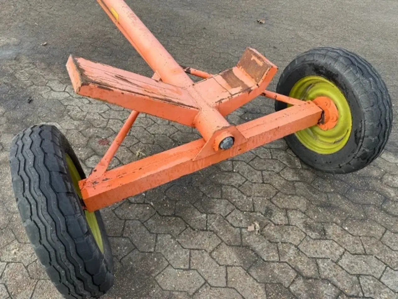 Billede 6 - Dronningborg 14" Skærebordsvogn