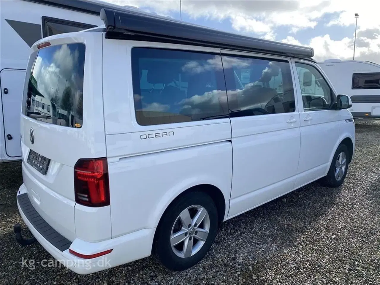 Billede 1 - 2021 - VW California Ocean 2.0 TDI 150 DSG   Super velholdt lille California van med DSG gear