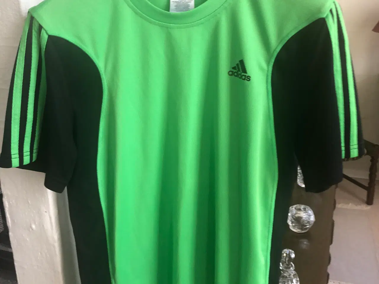 Billede 3 - Str. M - T-shirts - Mærke: Adidas