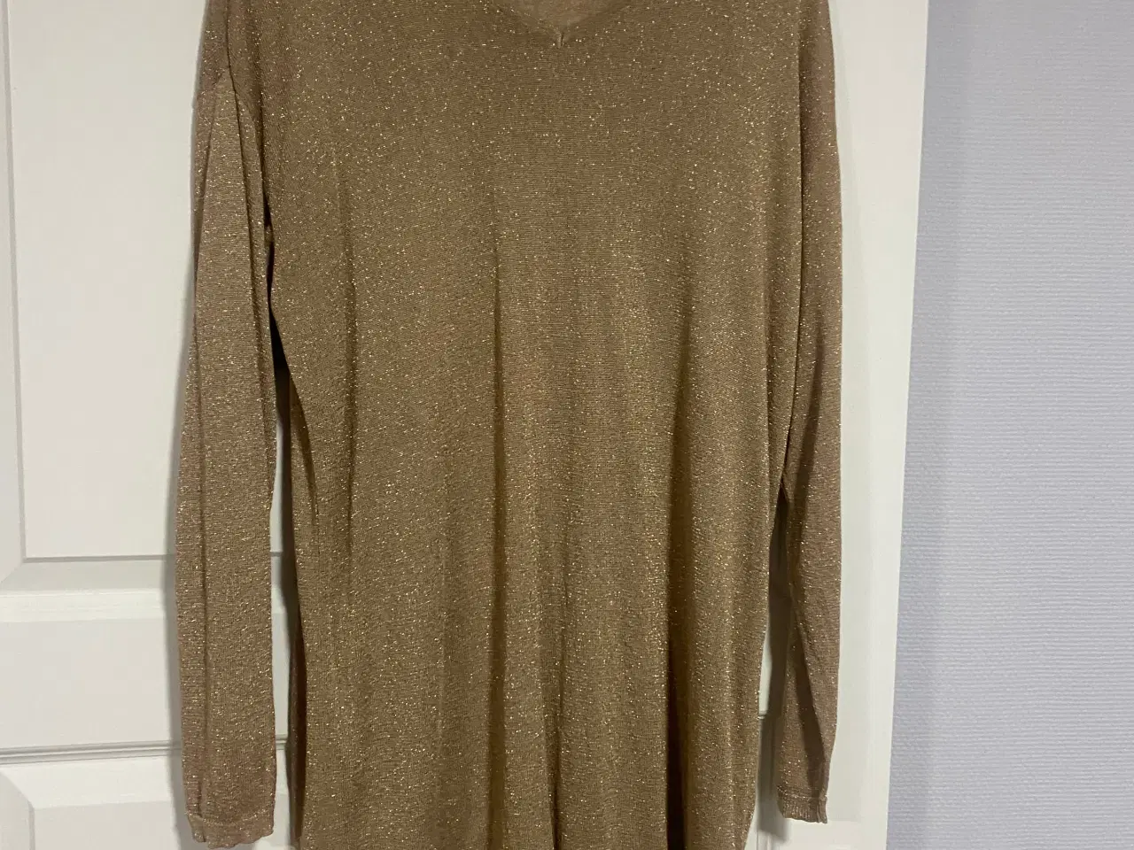 Billede 2 - 2 flotte bluser.