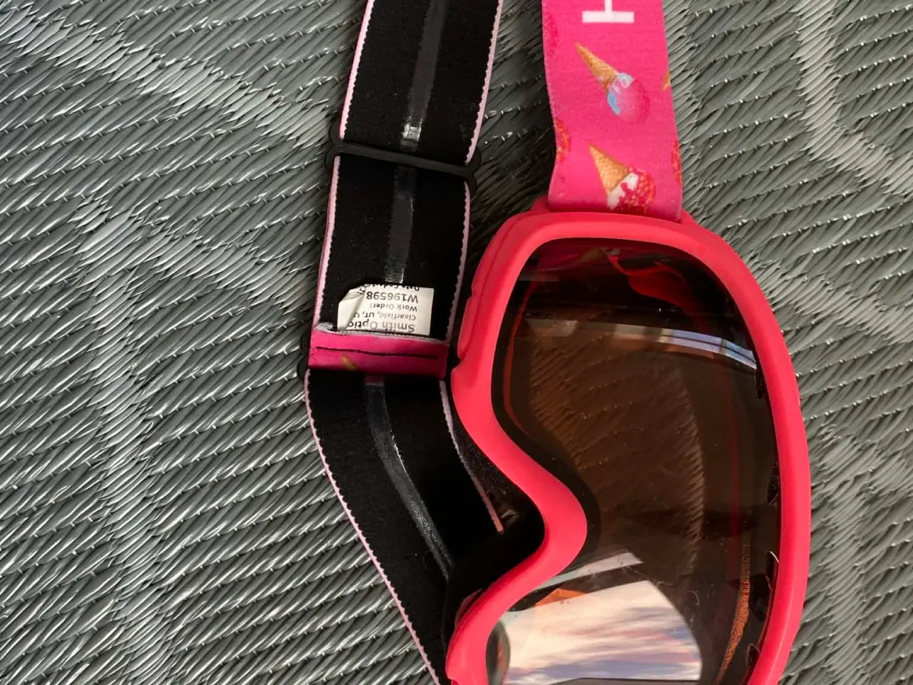 Billede 5 - Salomon skihjelm og skibriller til barn