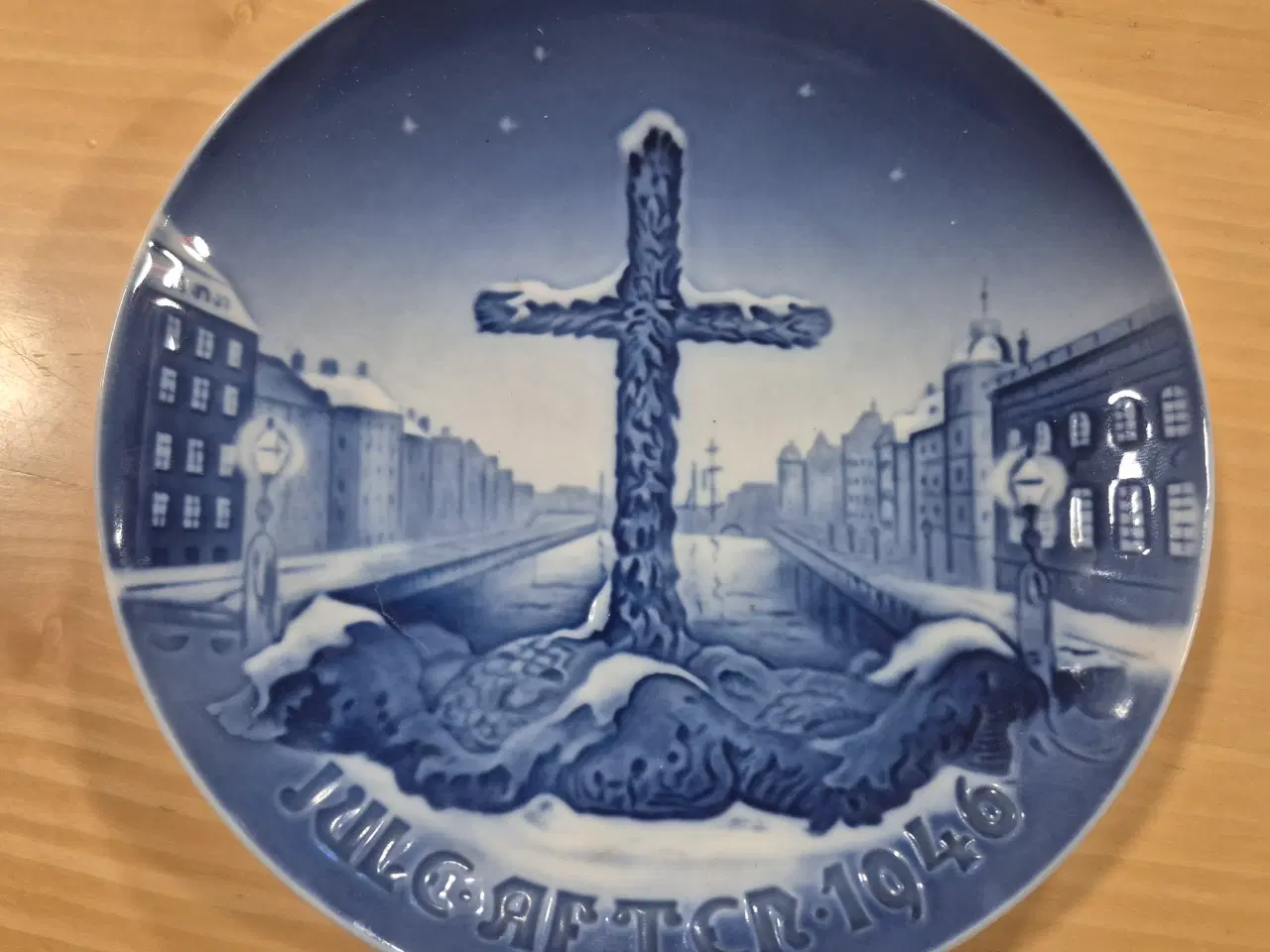 Billede 1 - Bing & Grøndahl juleplatte 1946 - Juleaften