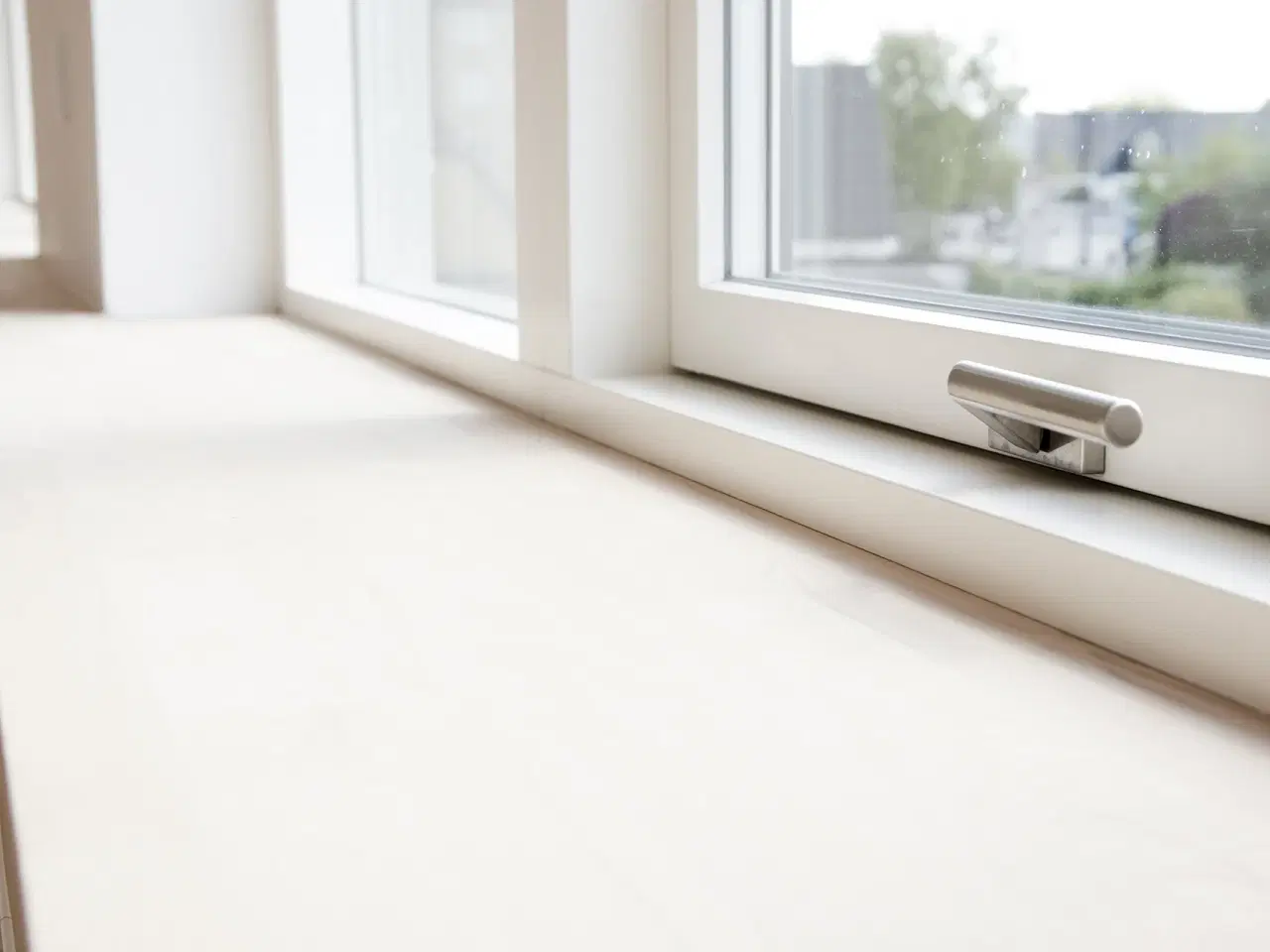 Billede 13 - Højloftet kontor med showroom, lounge eller let lager