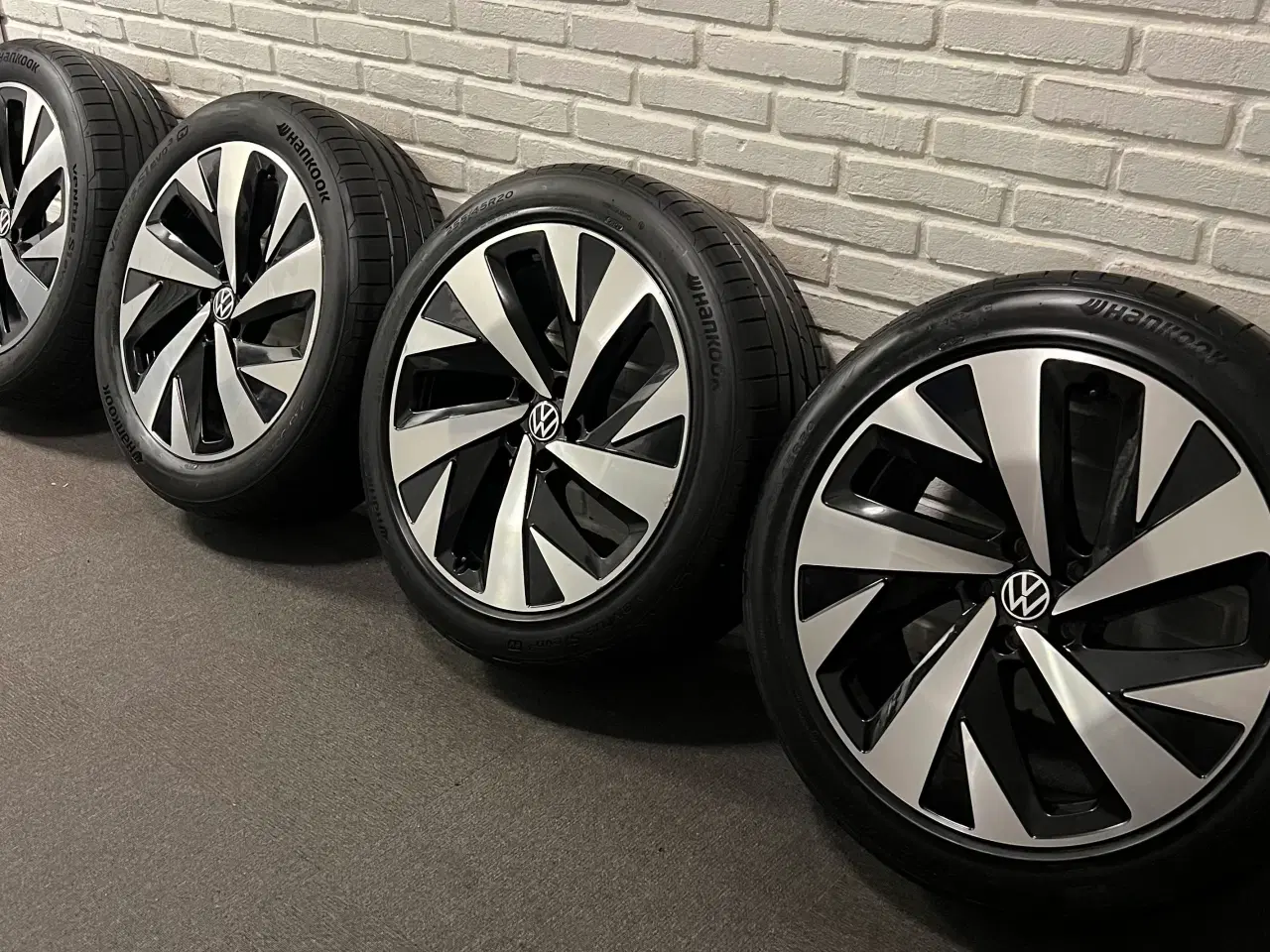 Billede 1 - Originale 20” VW Drammen fælge med dæk