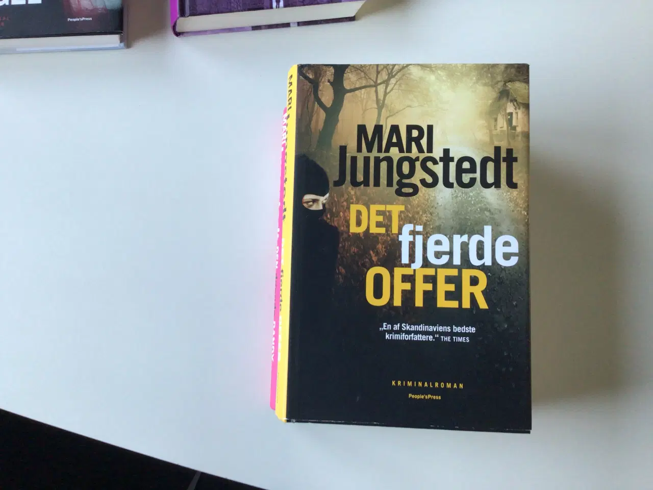 Billede 5 - Mari Jungstedt 8 bøger 60,- 