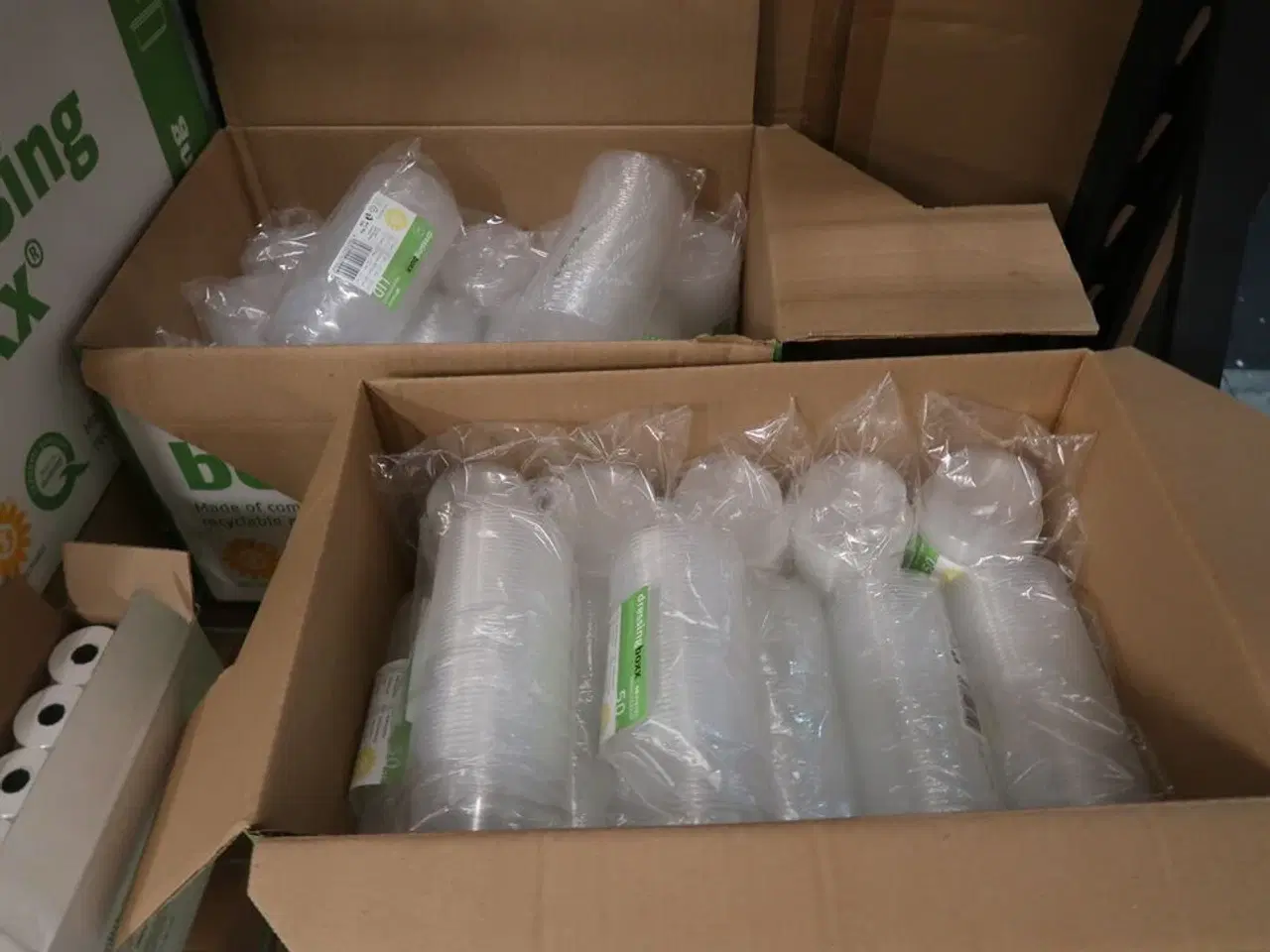 Billede 5 - Stort parti emballage - tøm 2 hylder