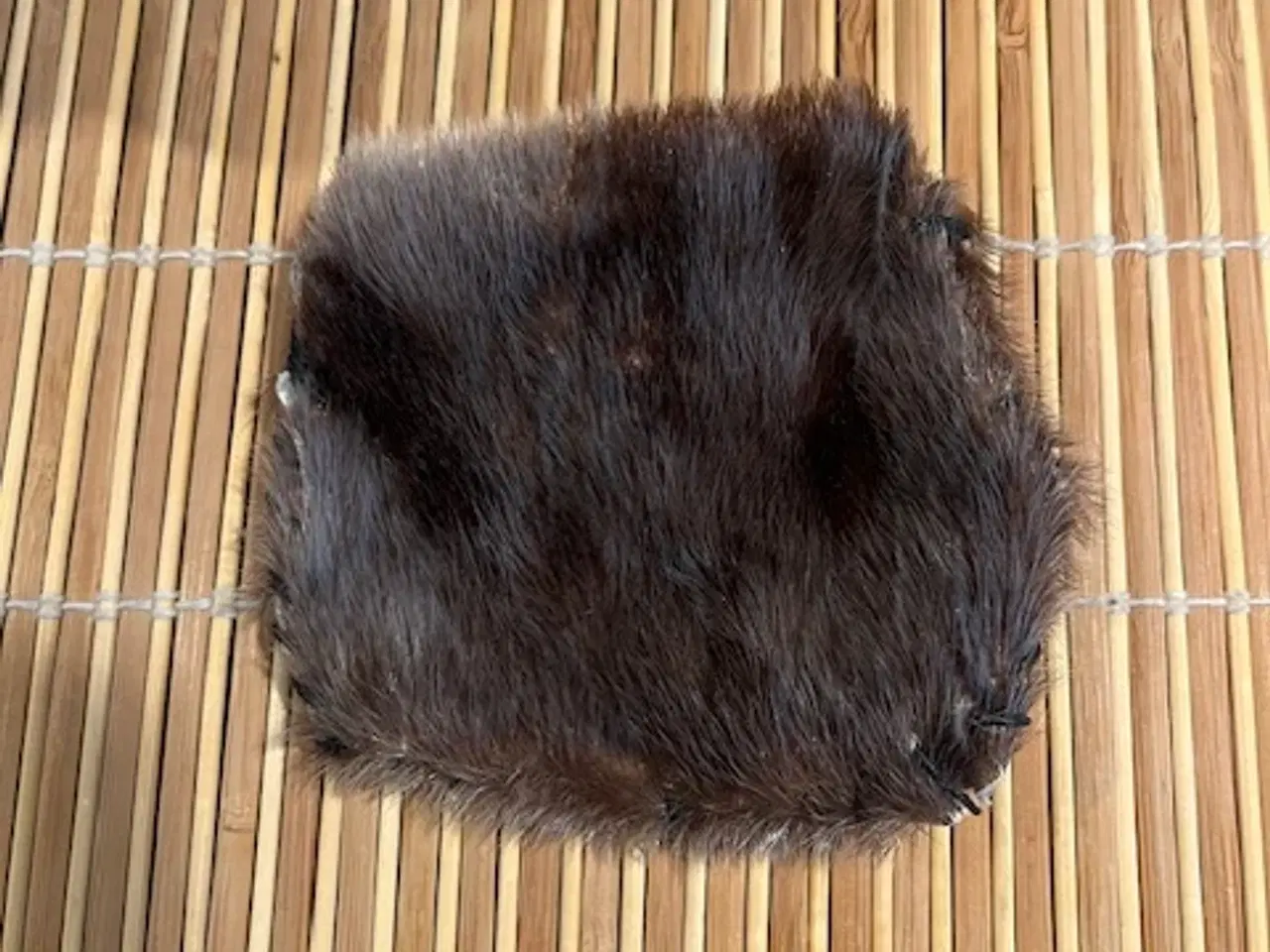 Billede 2 - Unik Grønlandsk Møntpung i Sælskind – Vintage Hånd