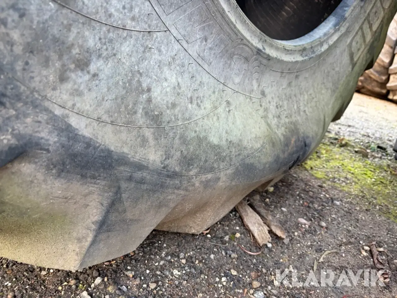 Billede 6 - Landbrugsdæk Bridgestone + 710/75R42Michelin 2 styk