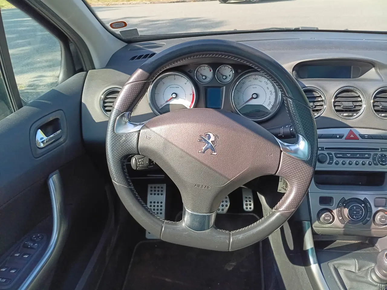 Billede 6 - Peugeot 308 1,6 e-HDi 112 Sportium SW 7prs 5d
