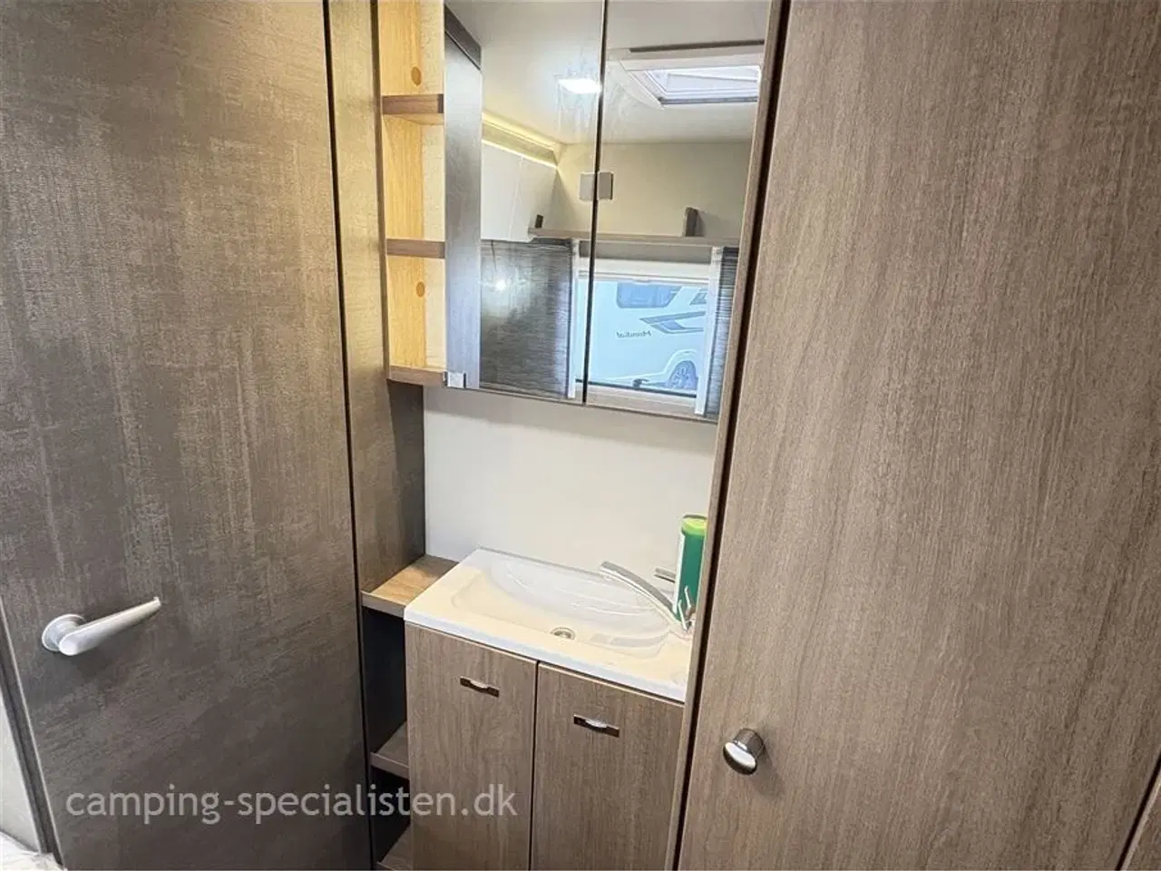Billede 11 - 2024 - Tabbert Senara 490 TD Tabbert Senara 490 TD 2024 - kan nu ses hos Camping-Sepcialisten.dk
