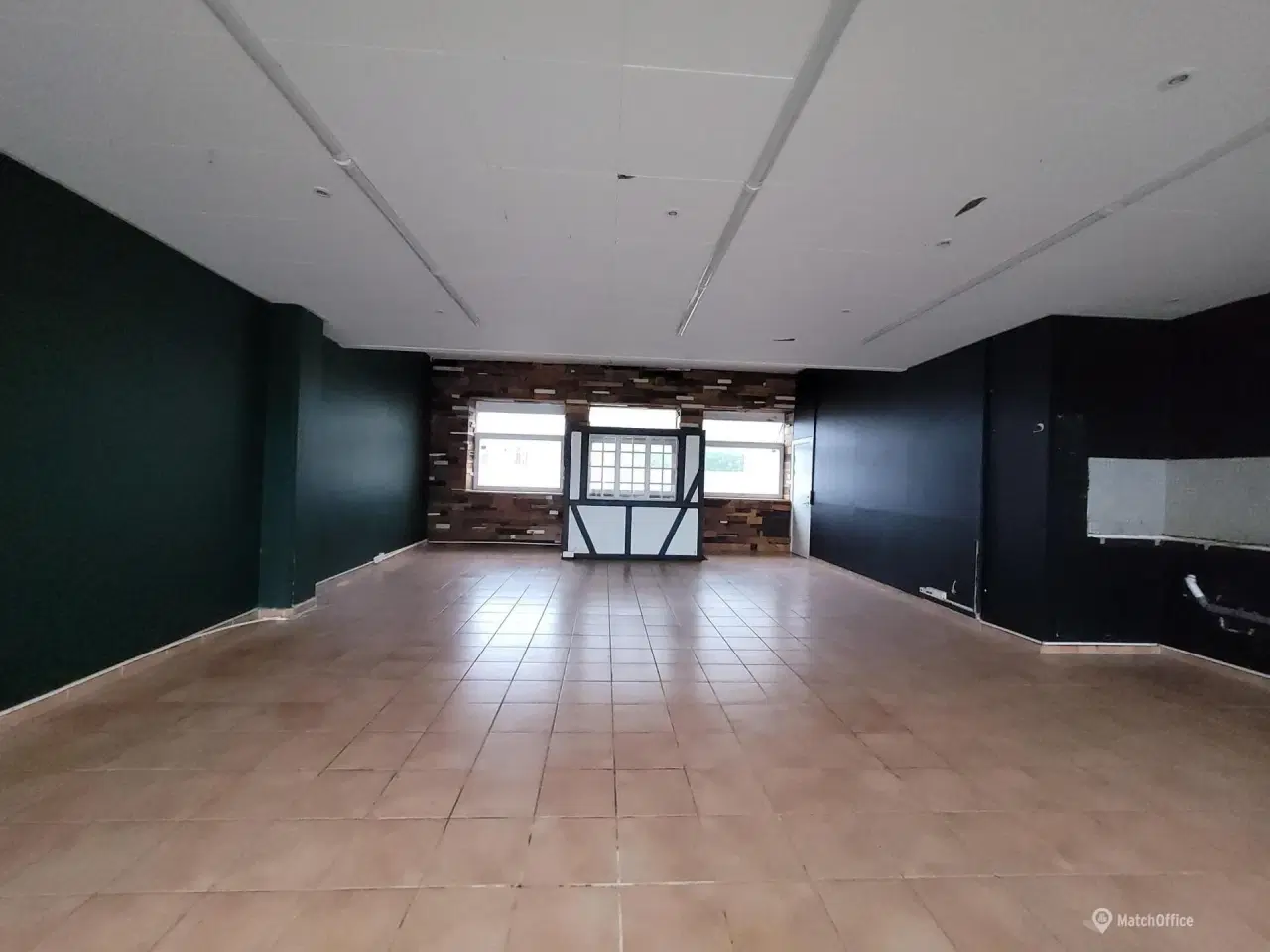 Billede 4 - Husum Torv - Butikslejemål