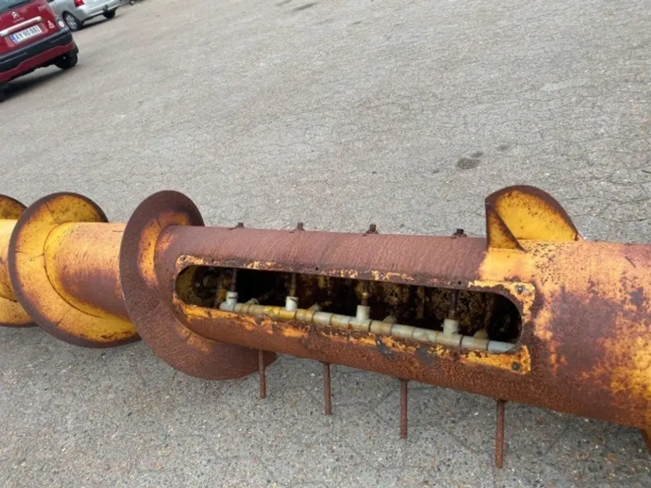 Billede 14 - New Holland 8030 12" Indføringstromle 80334996