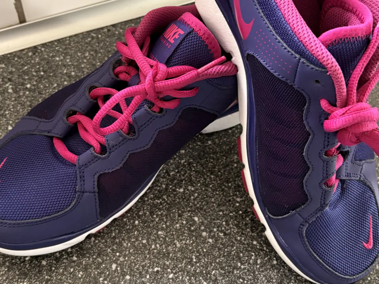 Billede 2 - Nike str 41