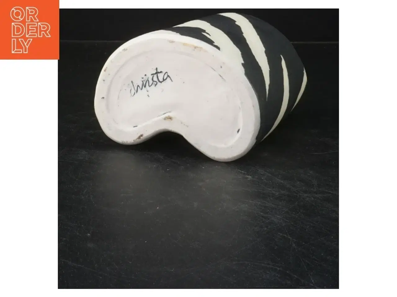 Billede 2 - Sort og hvidt vase (str. 14x14x9 cm)