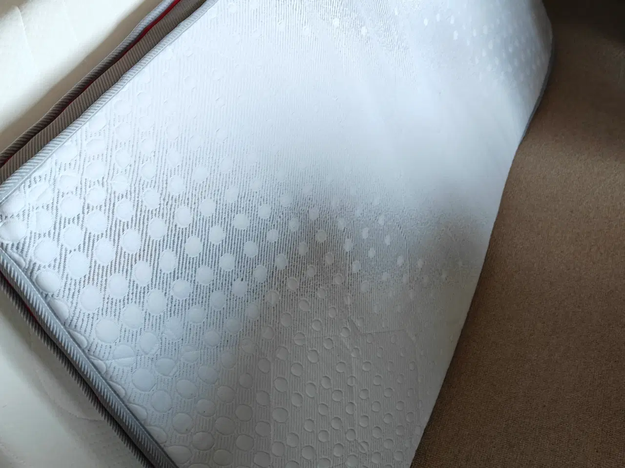 Billede 1 - lækker topmadras