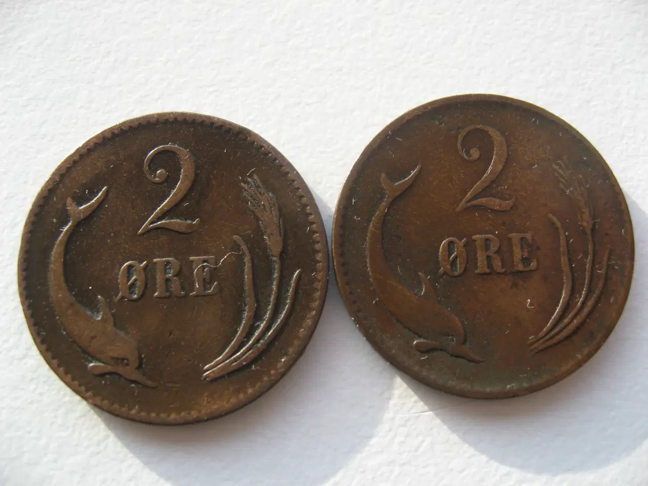 Billede 2 - Pæne delfin 2 ører 1874 & 1875, samlet pris