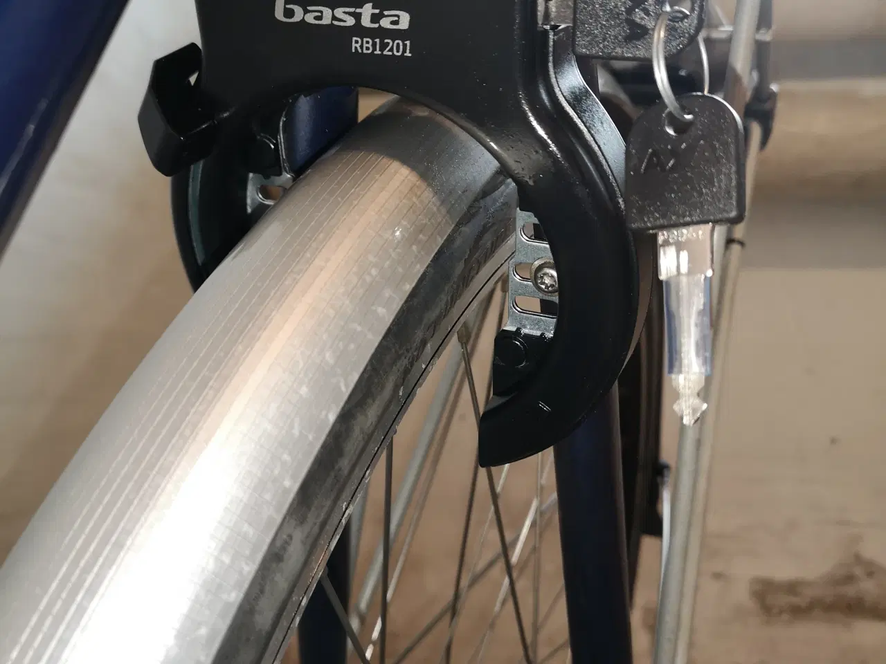 Billede 13 - KILDEMOES  28"  65cm højt   7 gear...  ny