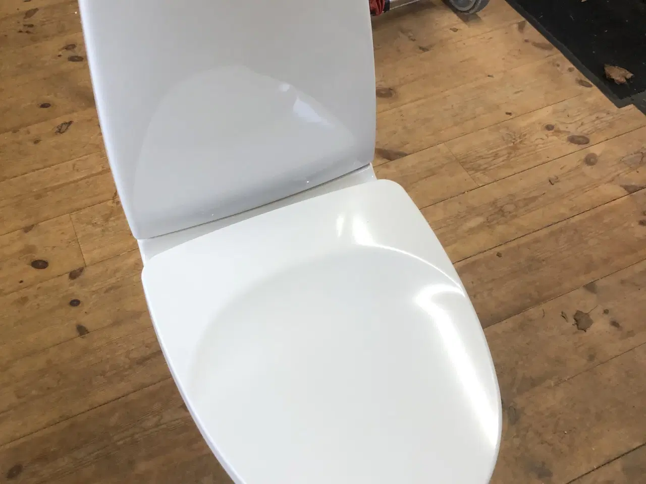 Billede 2 - IFØ toilet med soft luk sæde.