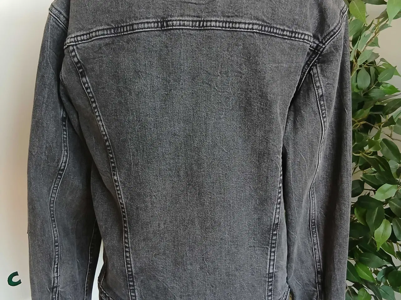 Billede 6 - Levi's jakke. Small 