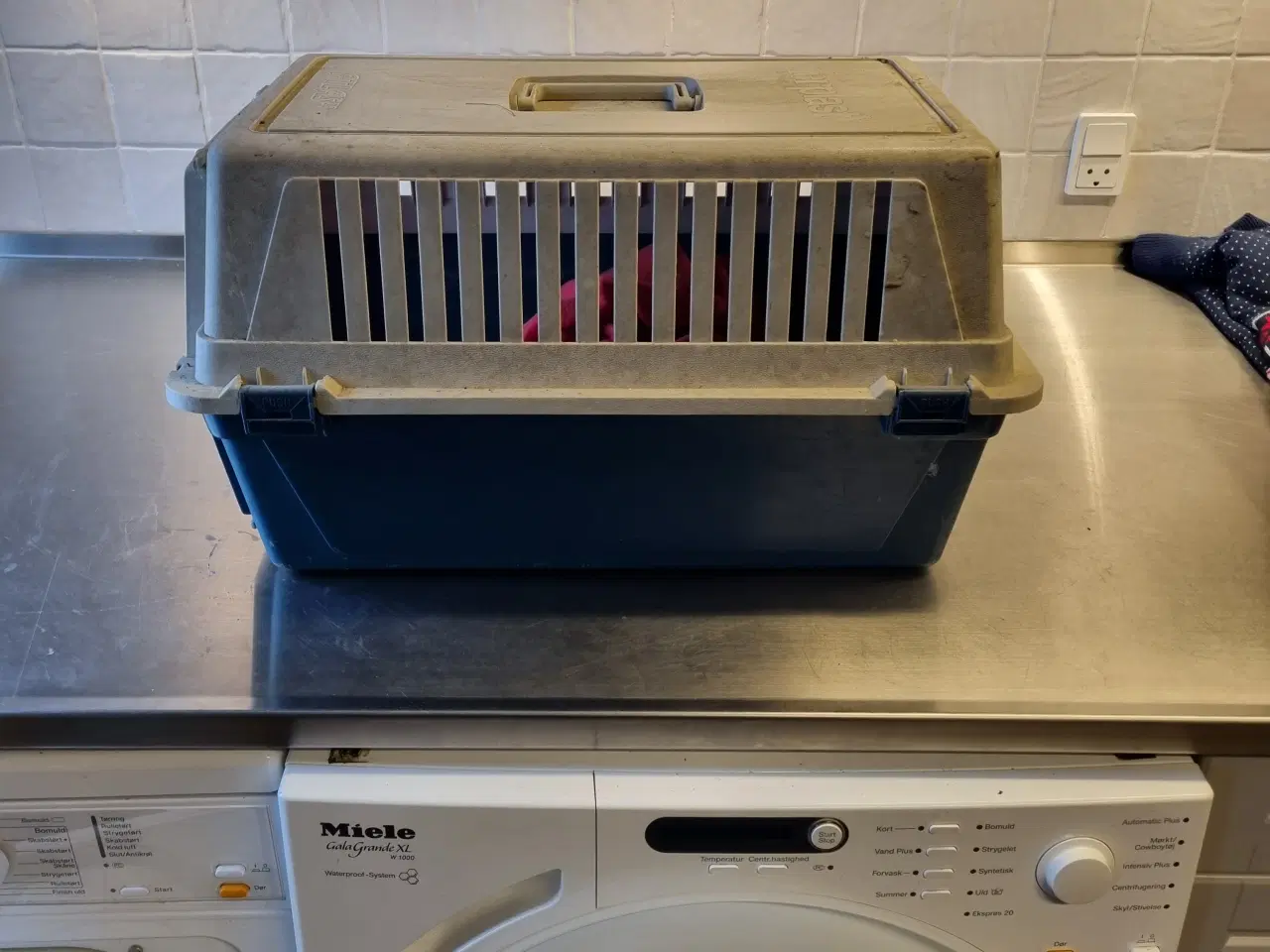 Billede 2 - Transportkasse til hund/kat sælges.