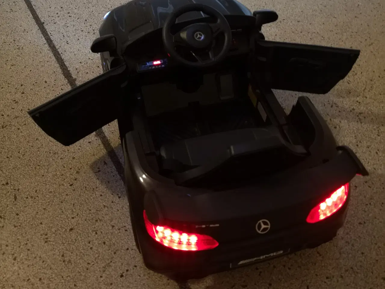 Billede 3 - El bil til børn med enkelt sæde, Mercedes GTR AMG 
